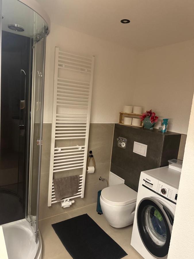Moderne Ruhige Ferienwohnung Ubstadt-Weiher Luaran gambar